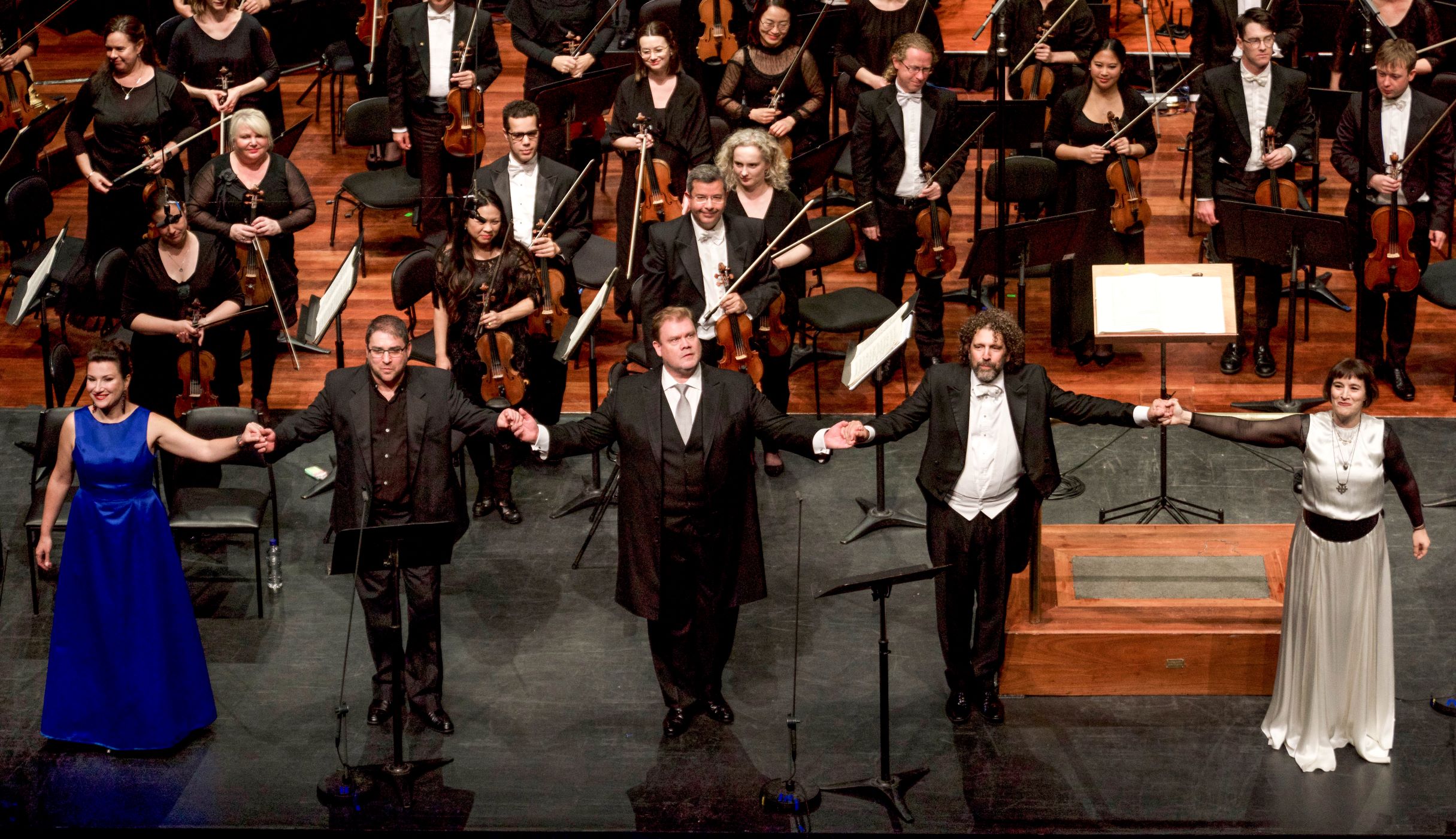 WASO, Asher Fisch and the cast of Tristan und Isolde take a bow.